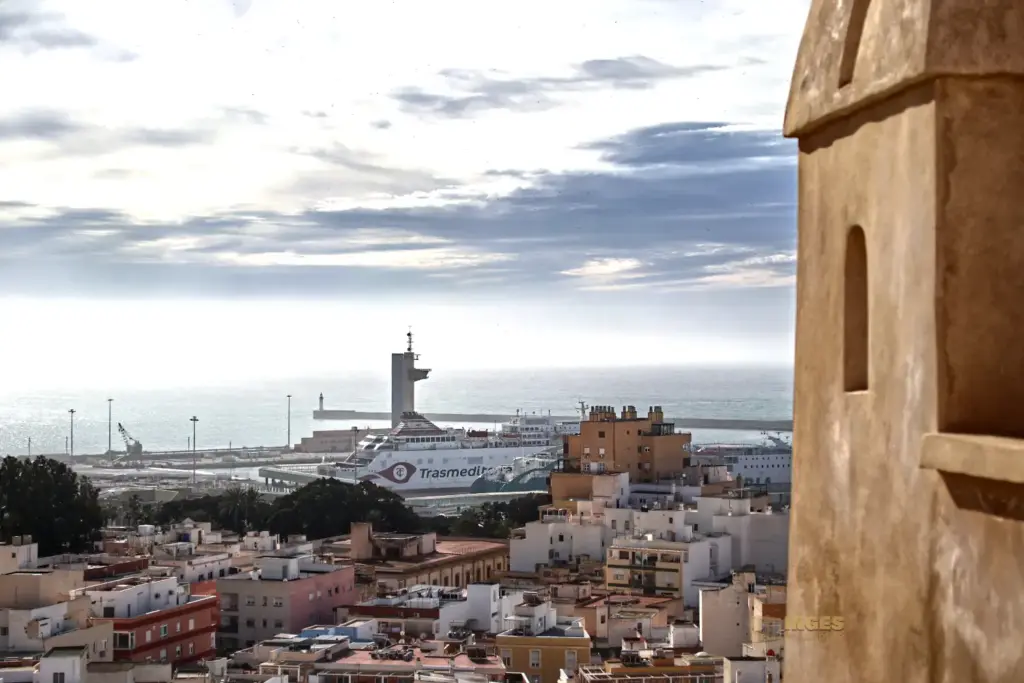 blicke von der alcazaba almeria 5447